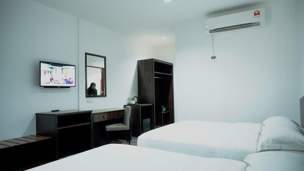 Langgura Baron Resort Pantai Cenang  Exterior foto