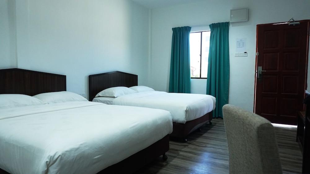 Langgura Baron Resort Pantai Cenang  Exterior foto