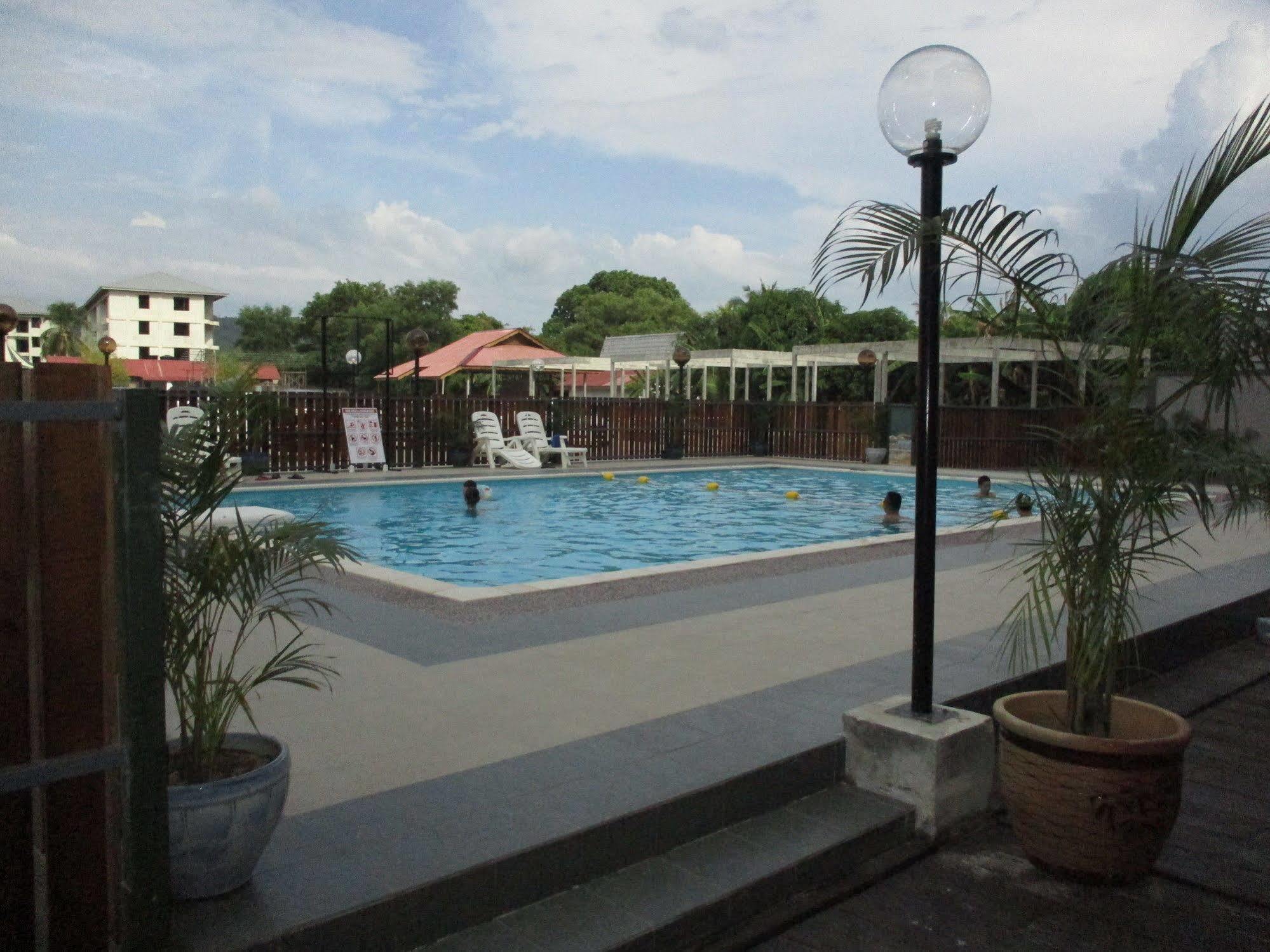 Langgura Baron Resort Pantai Cenang  Exterior foto
