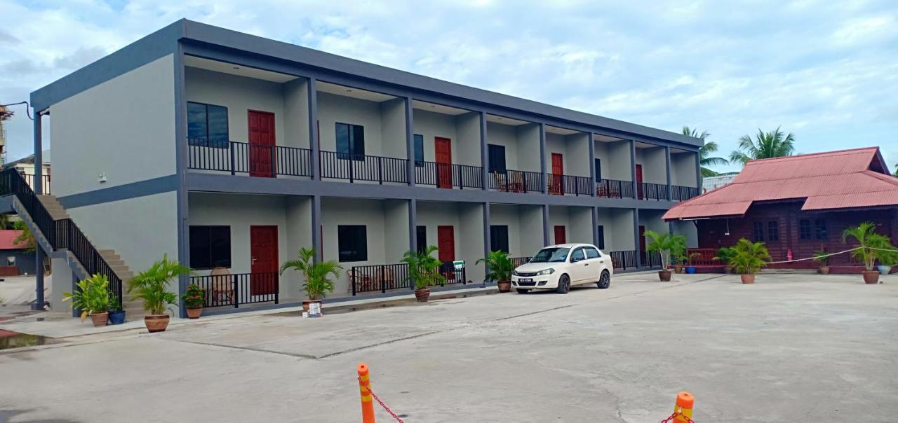 Langgura Baron Resort Pantai Cenang  Exterior foto